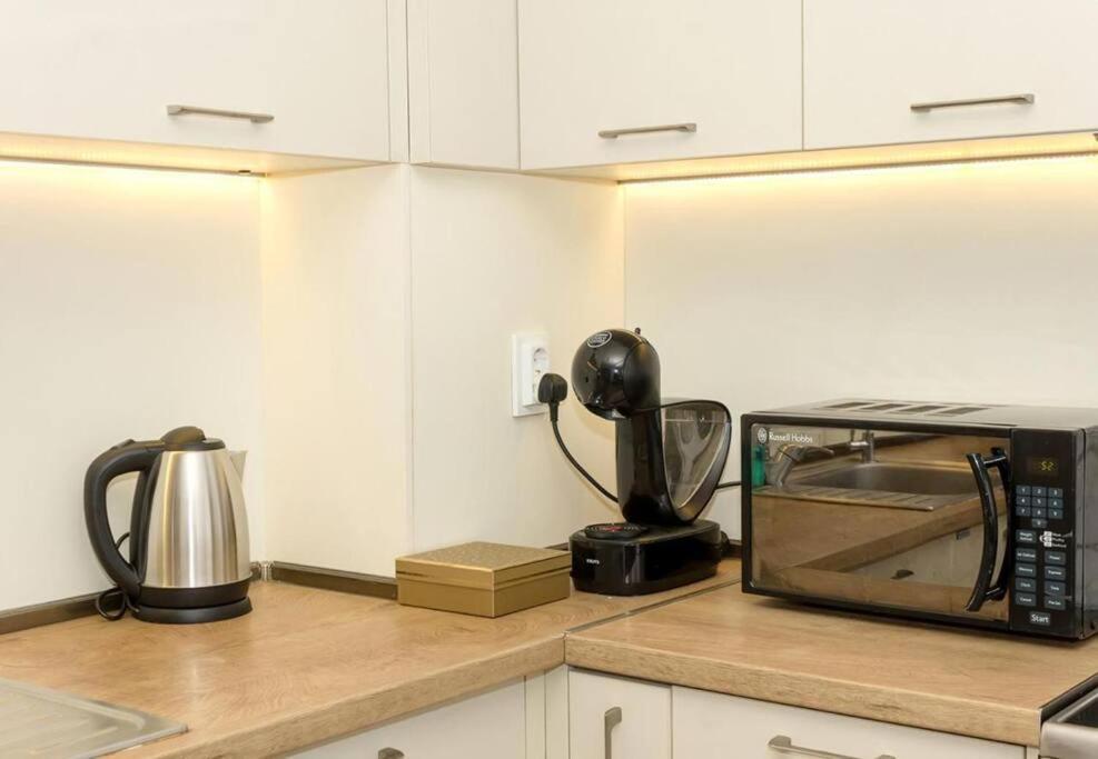 Modern Bright Close To Center And Grand Mall Daire Varna